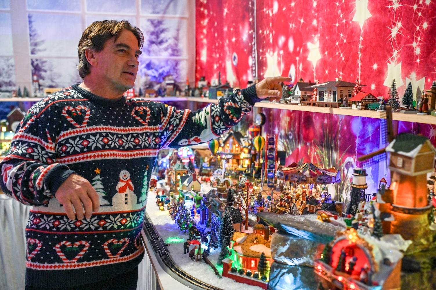 Savannah Christmas Train Villages