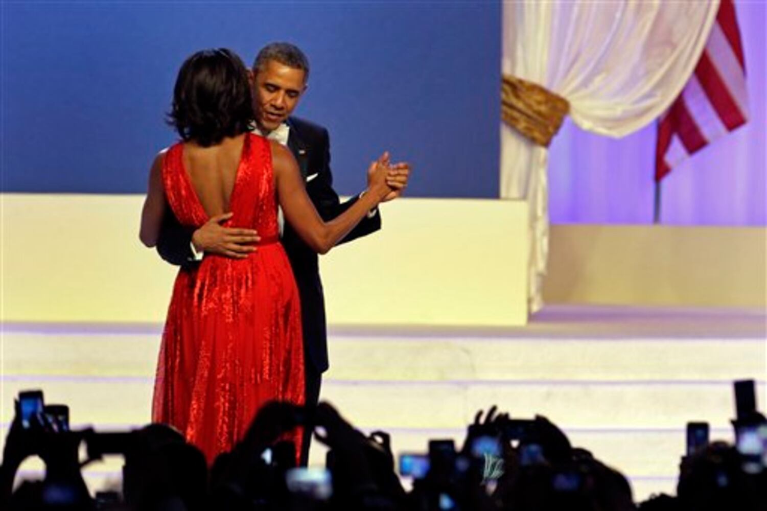 Obama's shine at Inaugural balls