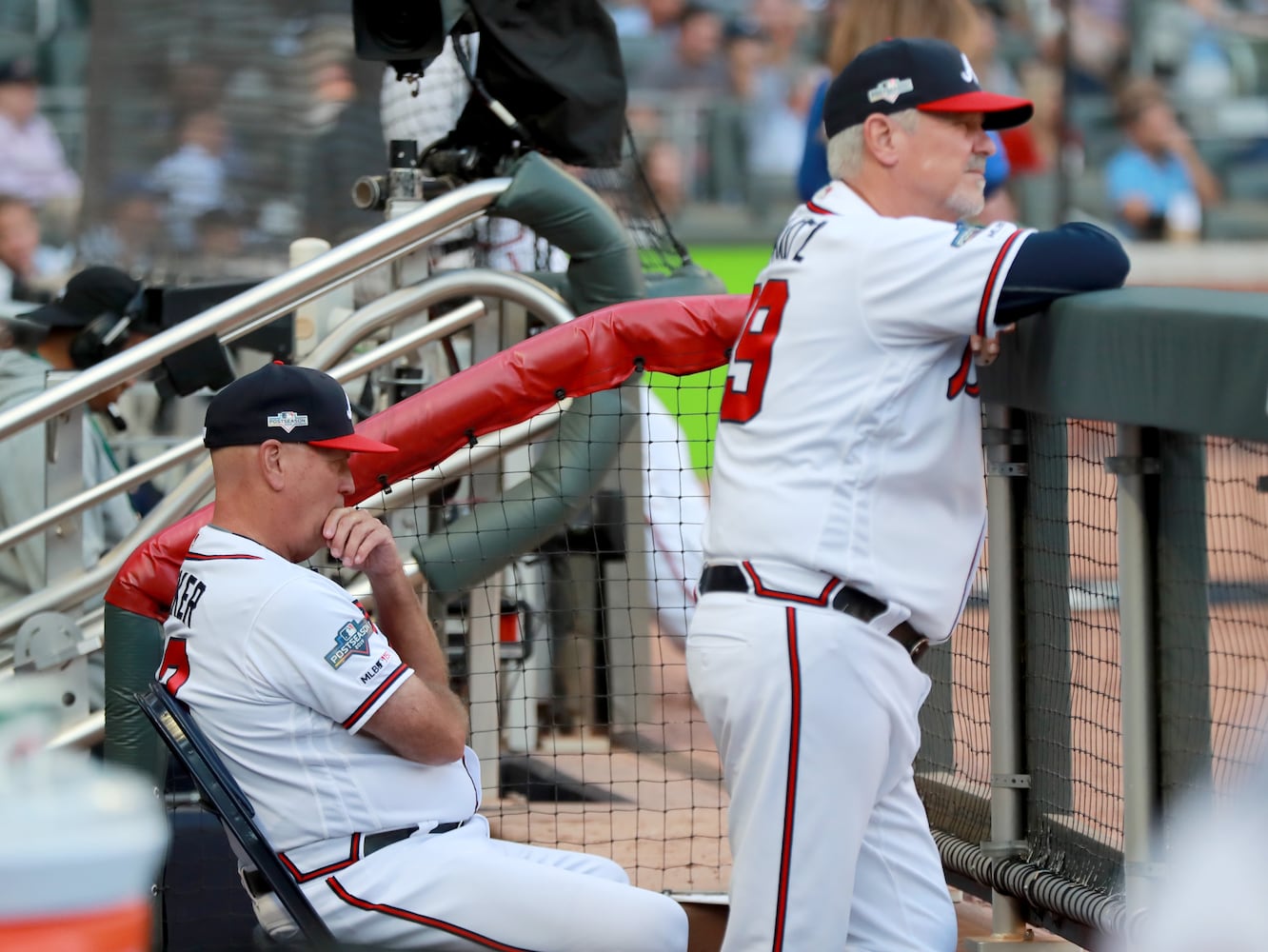 Photos: Braves fall way behind the Cardinals