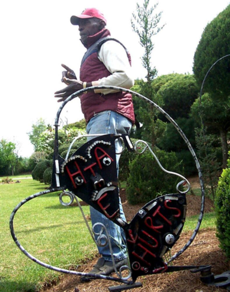 Pearl Fryar: A man and his topiary
