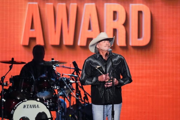 Alan Jackson accepts the lifetime achievement award during the 60th annual Academy of Country Music Awards on Thursday, May 8, 2025, in Frisco, Texas. (AP Photo/Chris Pizzello)