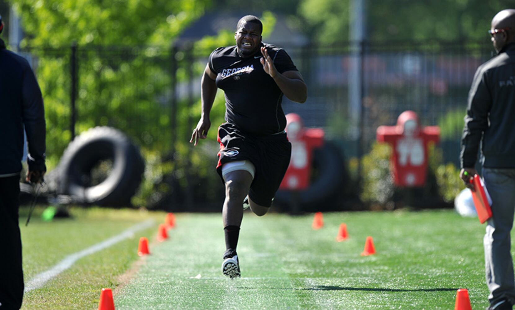 Bulldogs try out for NFL scouts