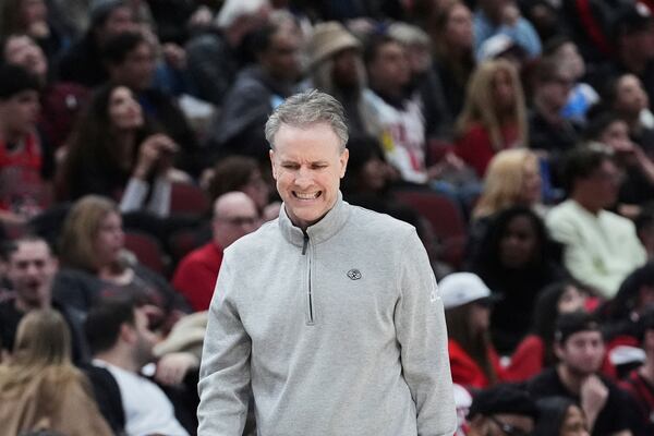 Washington Wizards head coach Brian Keefe reacts during the second half of an NBA basketball game against the Chicago Bulls in Chicago, Friday, April 11, 2025. (AP Photo/Nam Y. Huh)