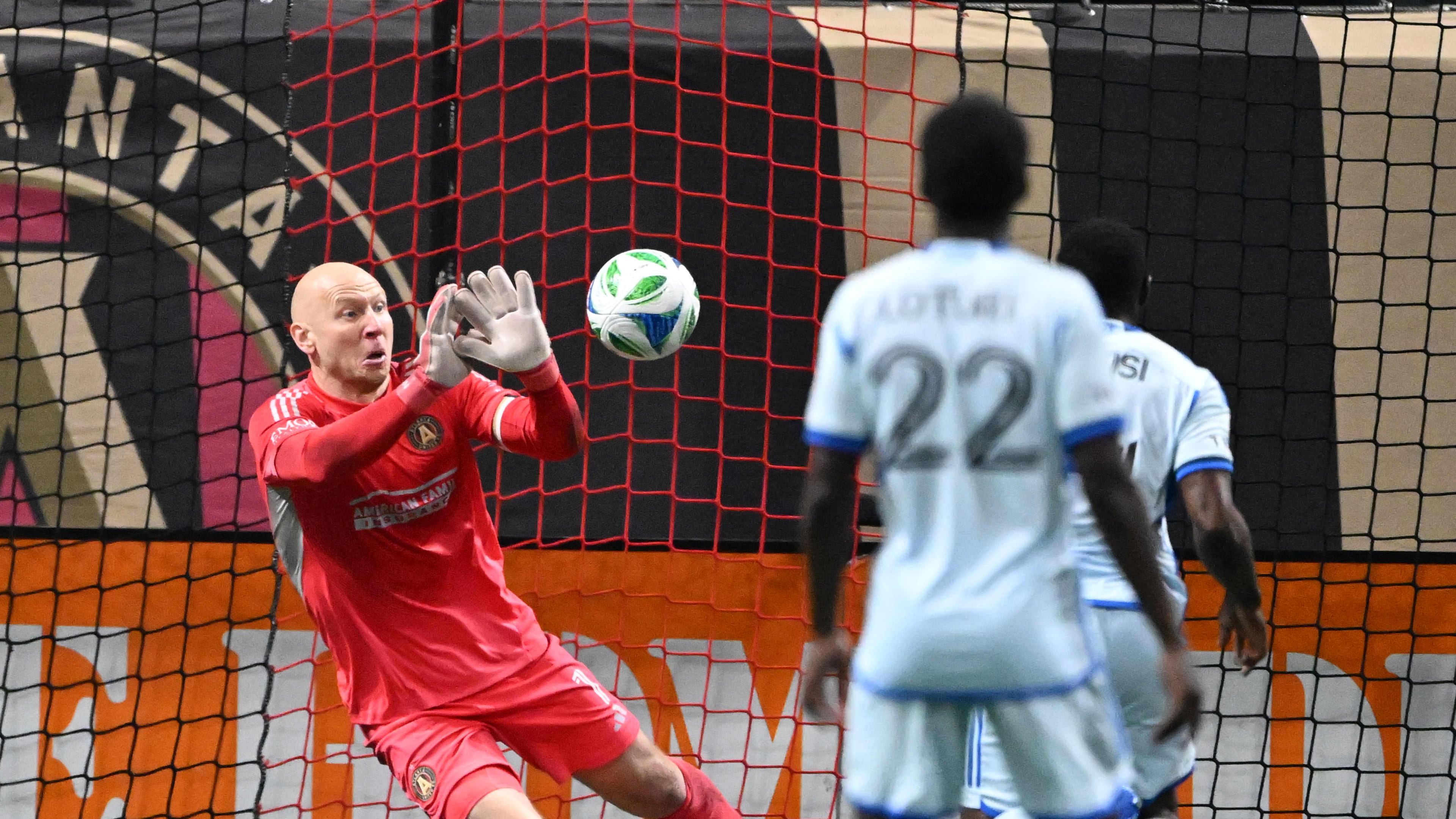 Atlanta United goalkeeper Brad Guzan announced on Tuesday that he will retire after the season's final match on Saturday. Guzan has been with the team since its inaugural season in 2017. (Hyosub Shin/AJC)