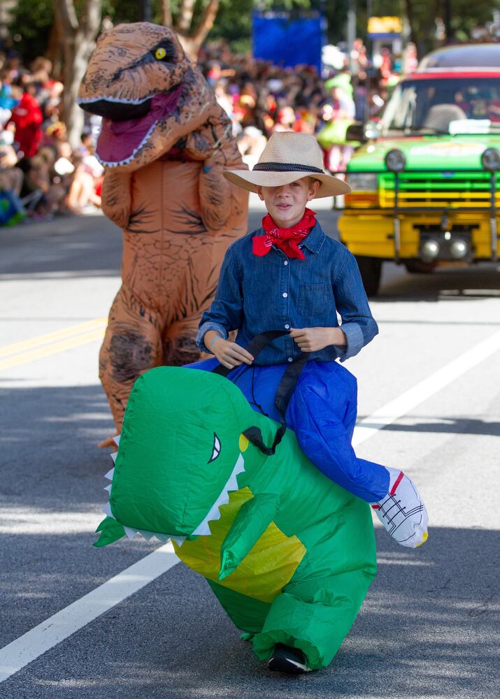 PHOTOS: Dragon Con Parade 2019