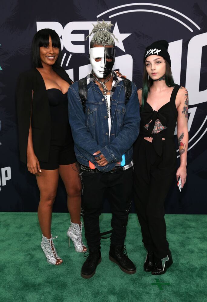 Photos: 2017 BET Hip Hop Awards red carpet