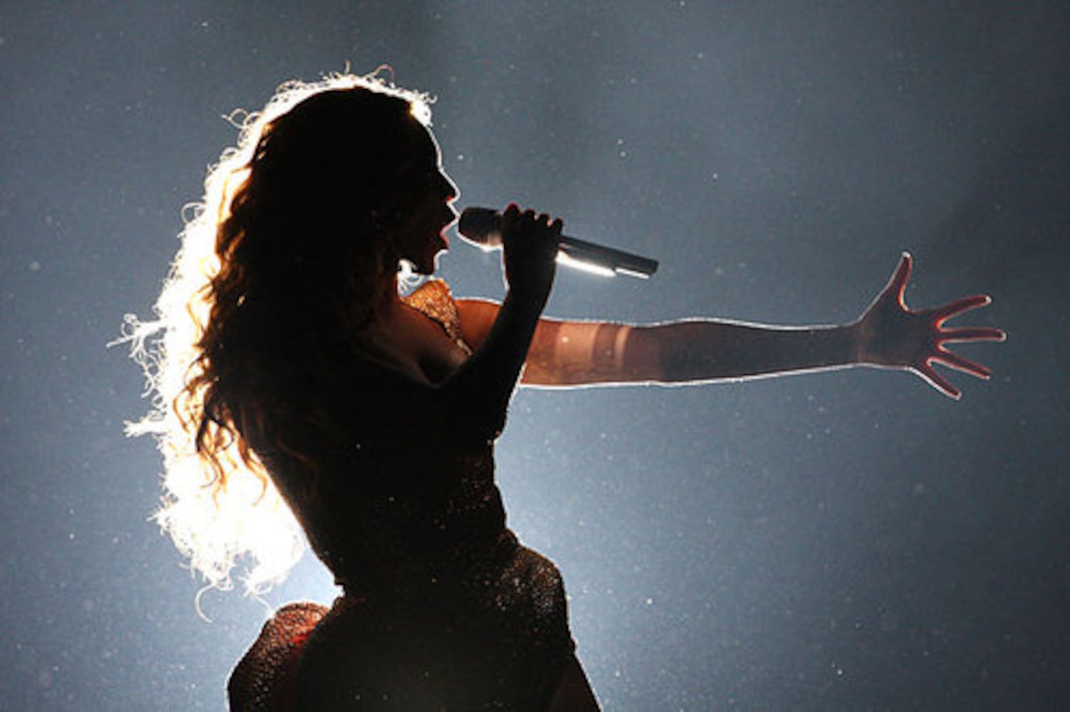 Beyonce draws sold-out Philips crowd