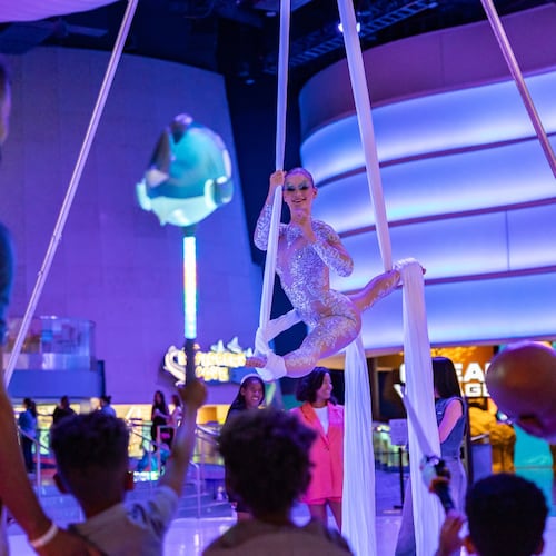 Visit the Georgia Aquarium this weekend for its last few Glow Nights, which feature live performances, specialty food and drink and more. (Courtesy of Georgia Aquarium)