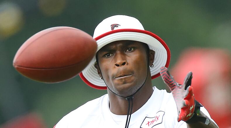 Falcons wide receiver Julio Jones signed a lucrative five-year deal Saturday. Curtis Compton / ccompton@ajc.com