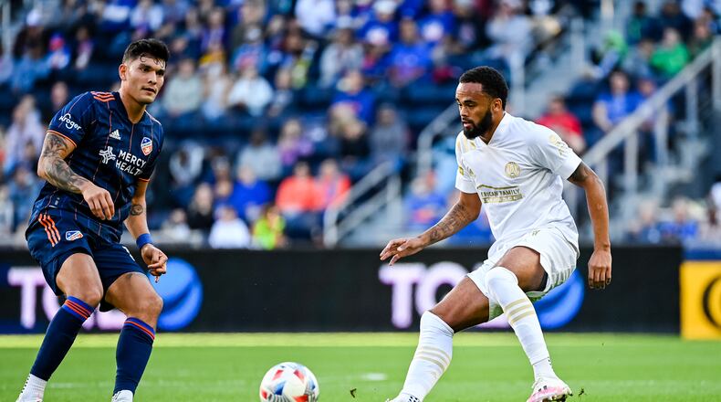 Atlanta United defender Anton Walkes #4 defends during the match against Cincinnati FC at TQL Stadium in Cincinnati, Ohio on Sunday November 7, 2021. (Photo by Jacob Gonzalez/Atlanta United)