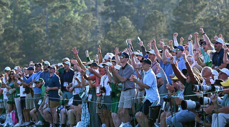 Patrons appluad Rory McIlroy as he finishes his second round of the Masters, at Augusta National Golf Club, Friday, April 10, 2026, in Augusta, GA (Hyosub Shin/AJC)
