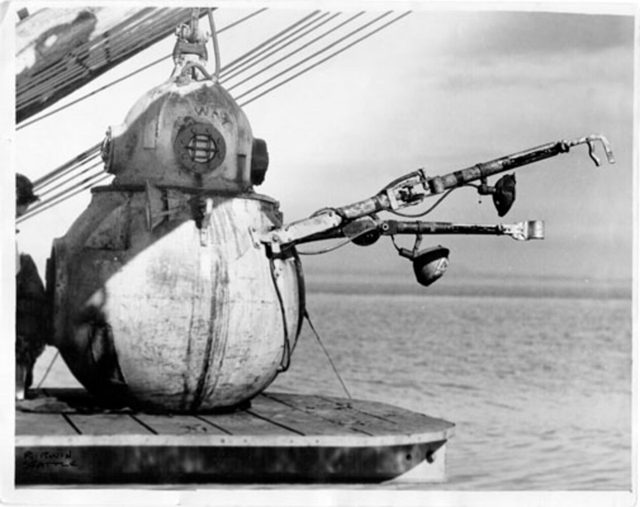 Just Underway: The early years of the Golden Gate Bridge construction