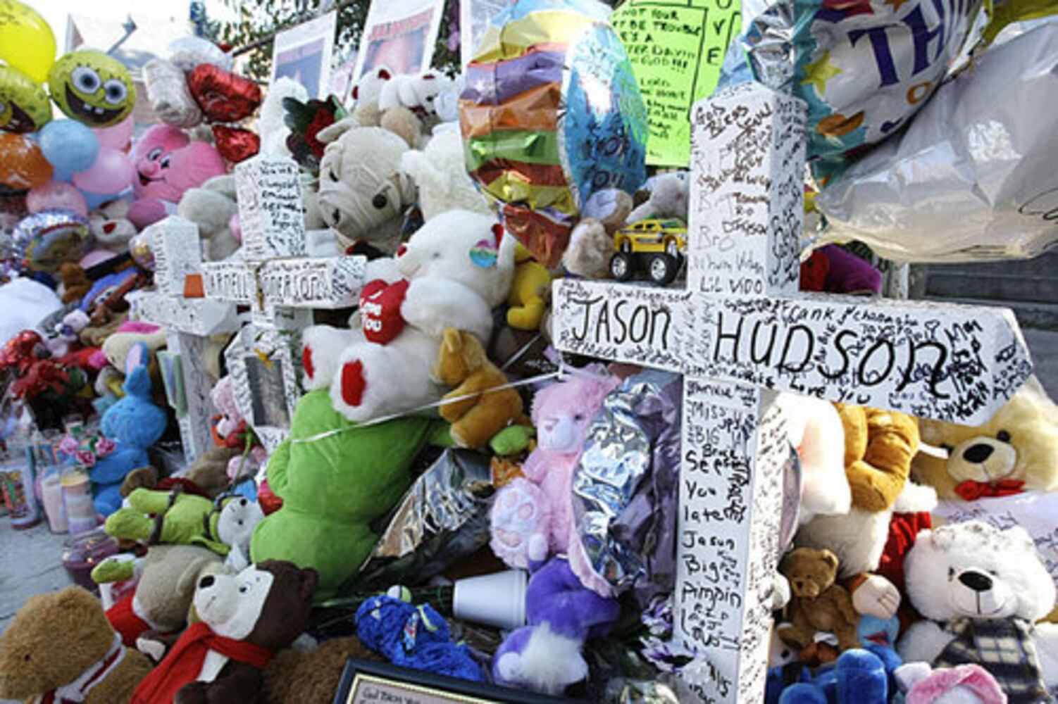 Hudson's mother, brother, nephew found dead