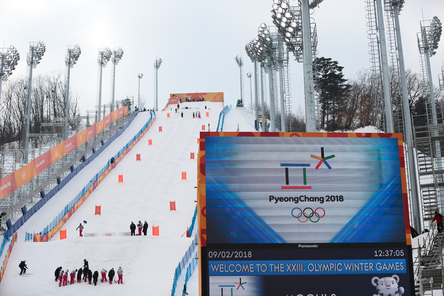 Photos: 2018 Pyeongchang Winter Olympics - Day 2