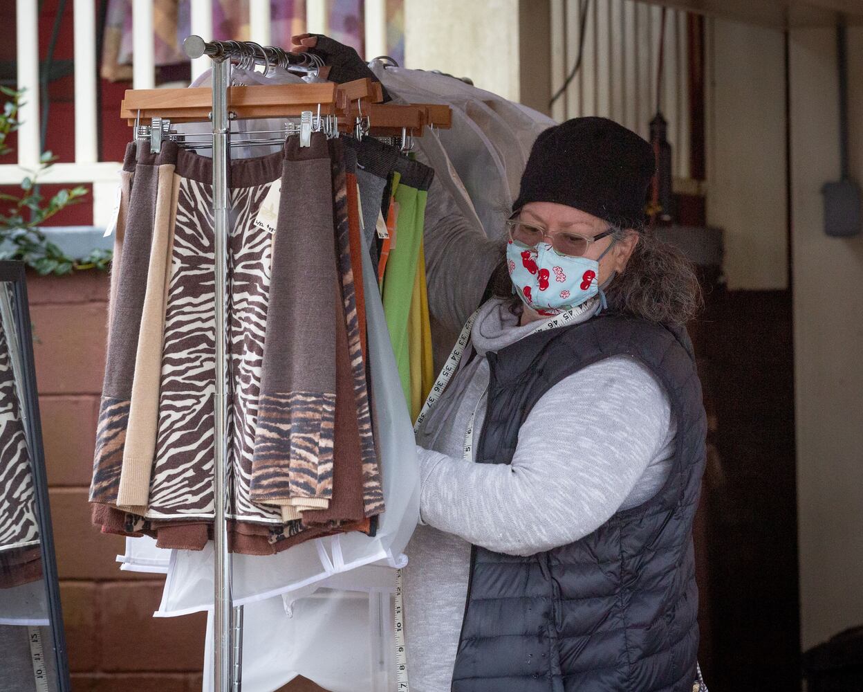 Socially Distanced Pine Lake Artists' Pop-up