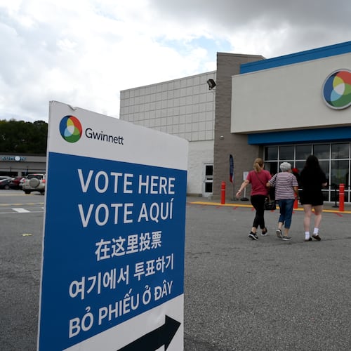 Voters arrive the Gwinnett County Voter Registrations and Elections office to cast their ballot during early in-person voting, Wednesday, Oct. 30, 2024, in Lawrenceville. (Hyosub Shin/AJC)