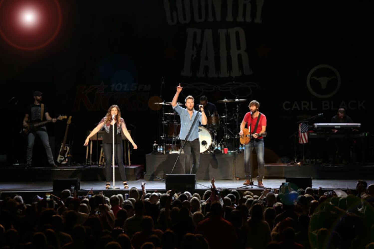 Annual Kicks 101.5 Country Fair