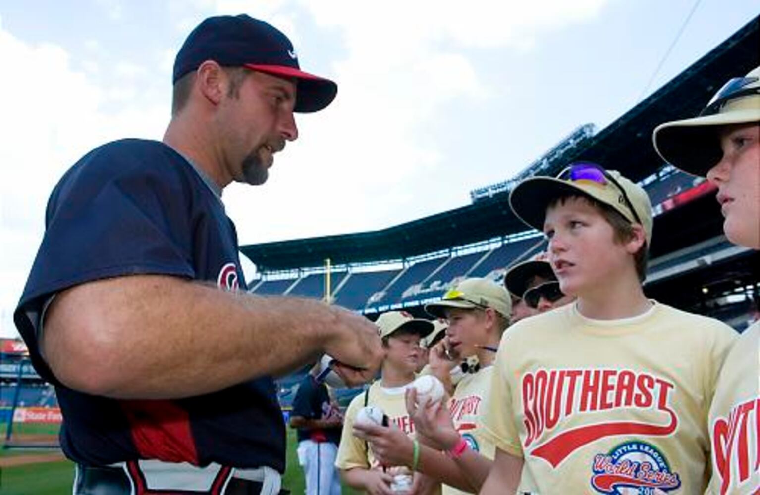 Little League champs meet the Braves
