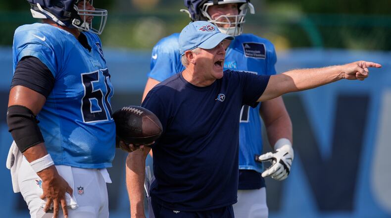 Former Tennessee Titans offensive line coach Bill Callahan (center) has guided 14 offensive linemen to a total of 35 Pro Bowl selections in 27 years across the NFL. (George Walker IV/AP 2025)