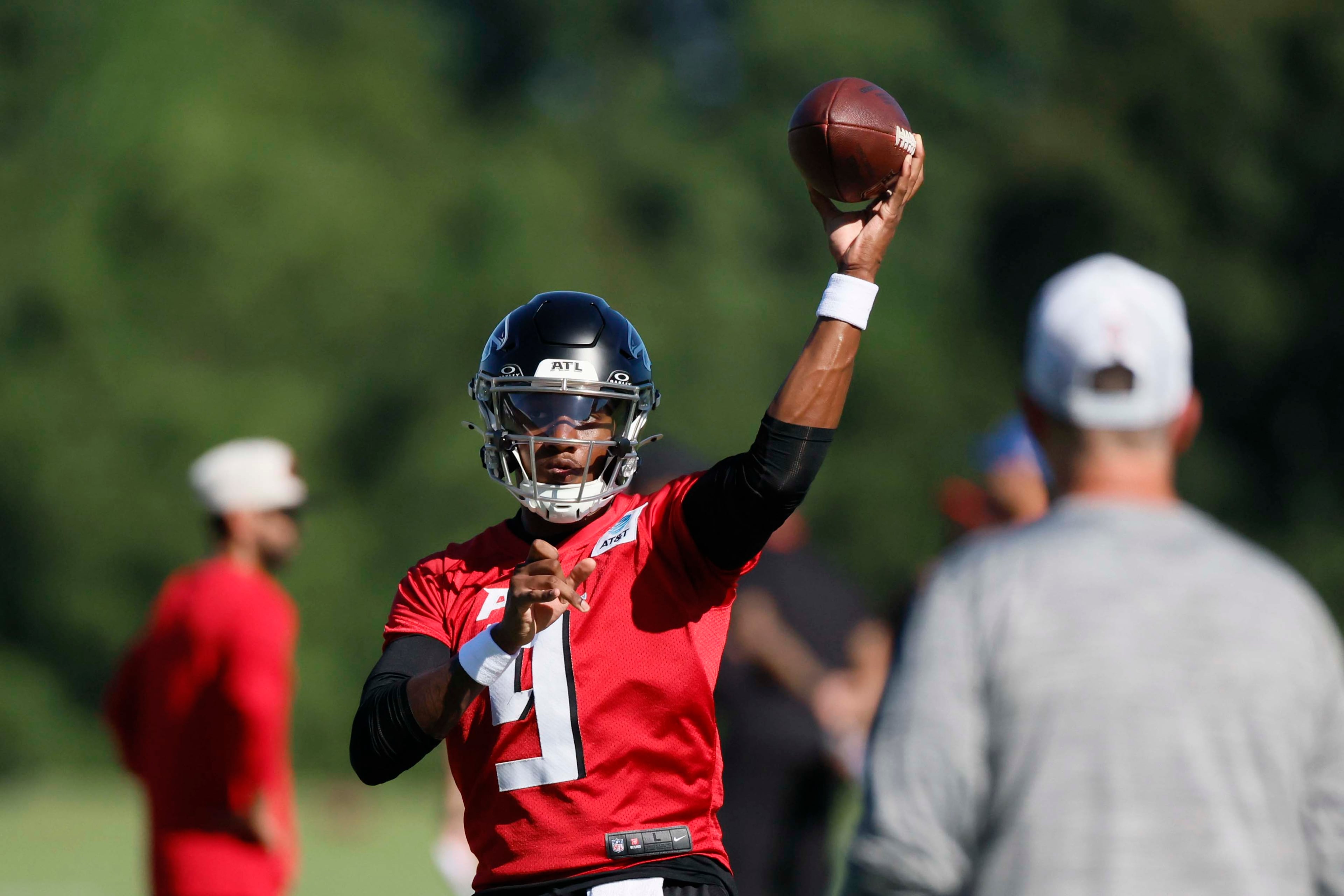 Atlanta Falcons quarterback Michael Penix Jr. (9) throws the ball during training camp at the Falcons Practice Facility, on Sunday, July 27, in Flowery Branch, Ga.
(Miguel Martinez/ AJC)
