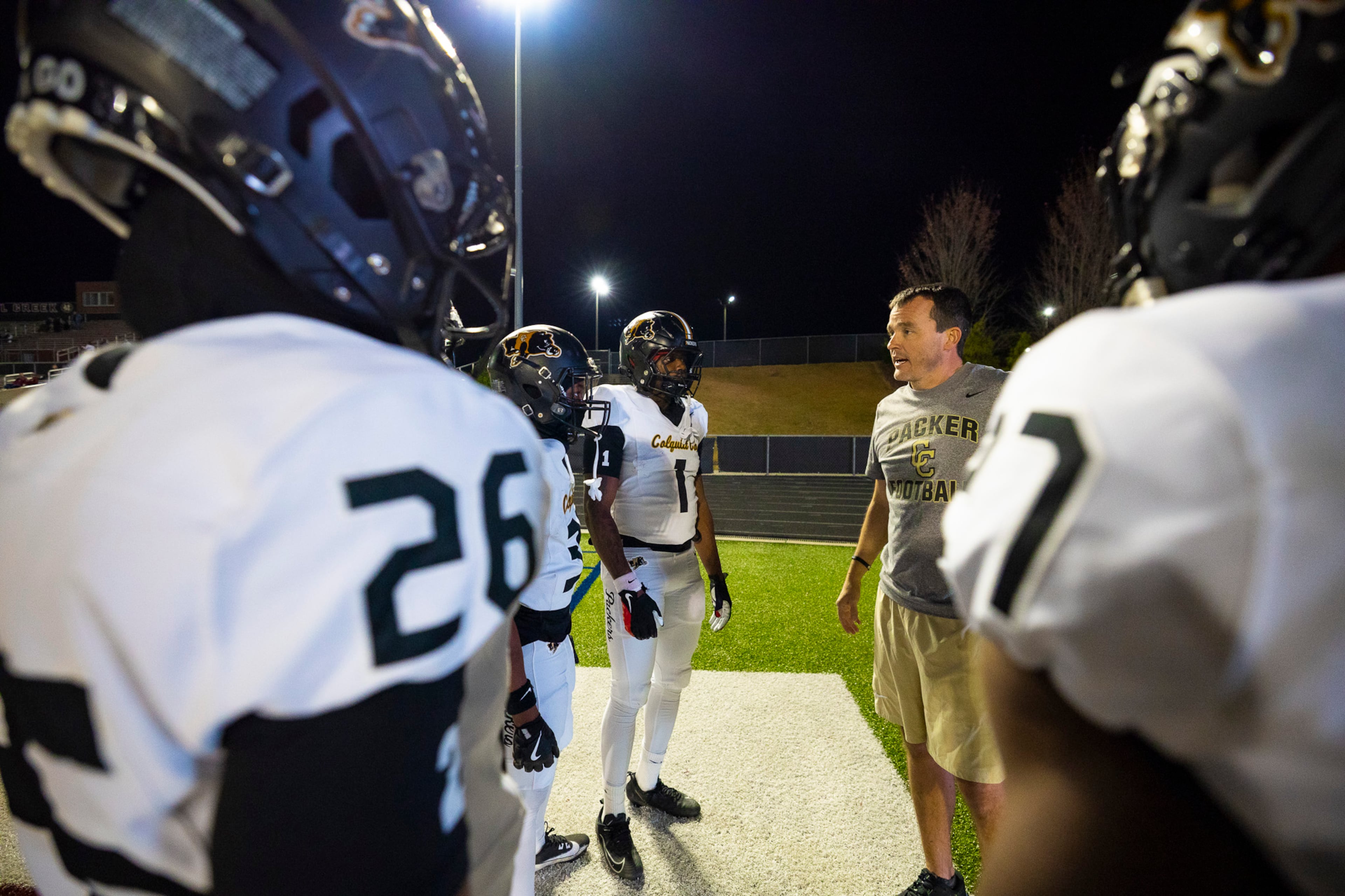 Colquitt players huddle during warmups against Mill Creek at Mill Creek Community Stadium in Hoschton on Nov. 14th, 2025. (Oscar Guevara Saenz for the AJC)