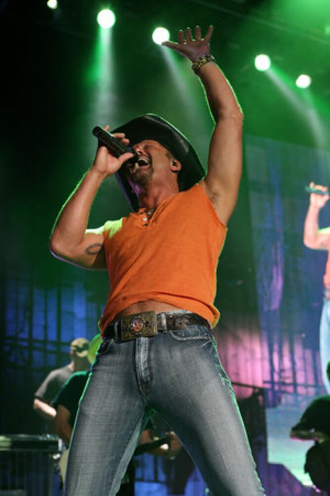 Photos of Tim McGraw's concert