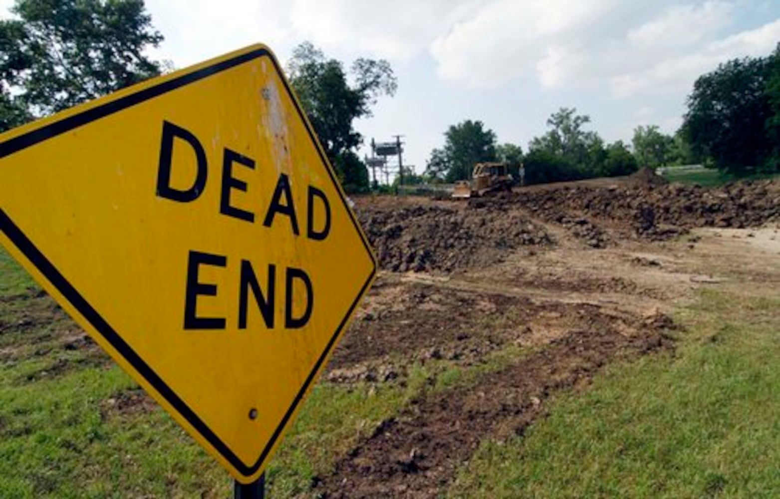 Mississippi River floods Memphis neighborhoods