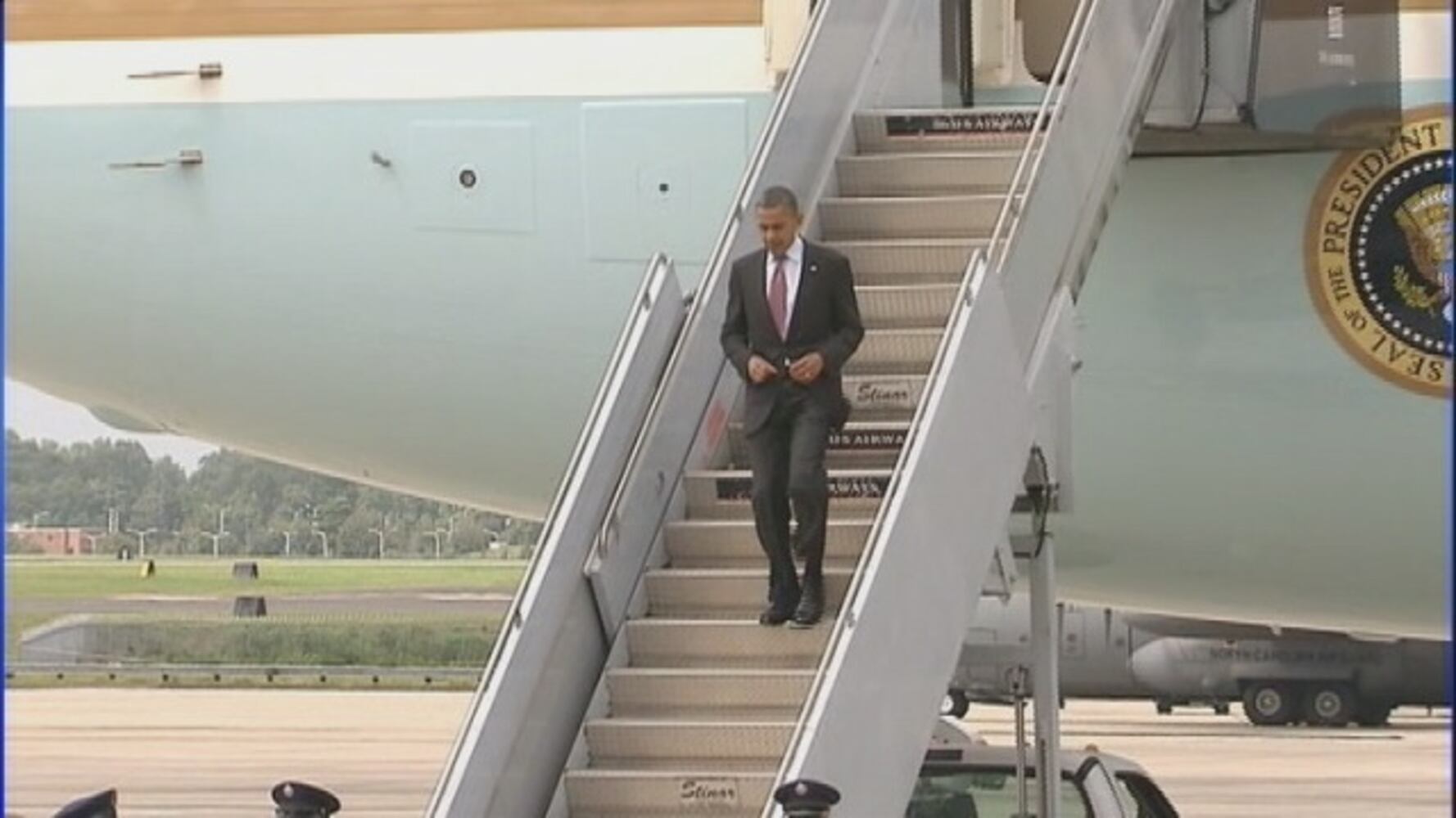 President Obama arrives in Charlotte