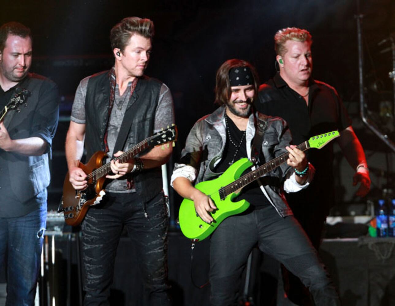 Kicks 101.5 Country Fair 2015