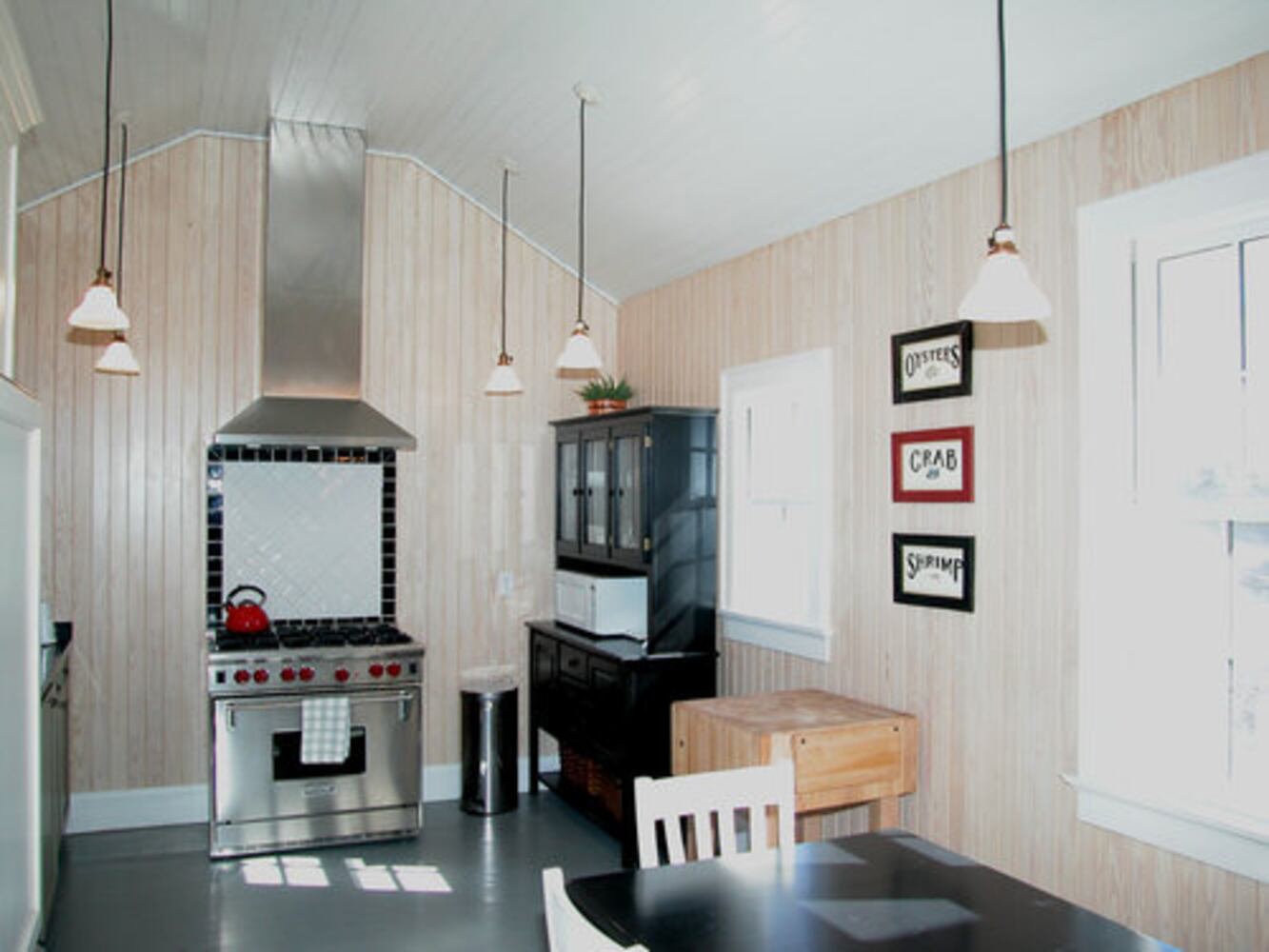 Lighthouse cottages in North Carolina