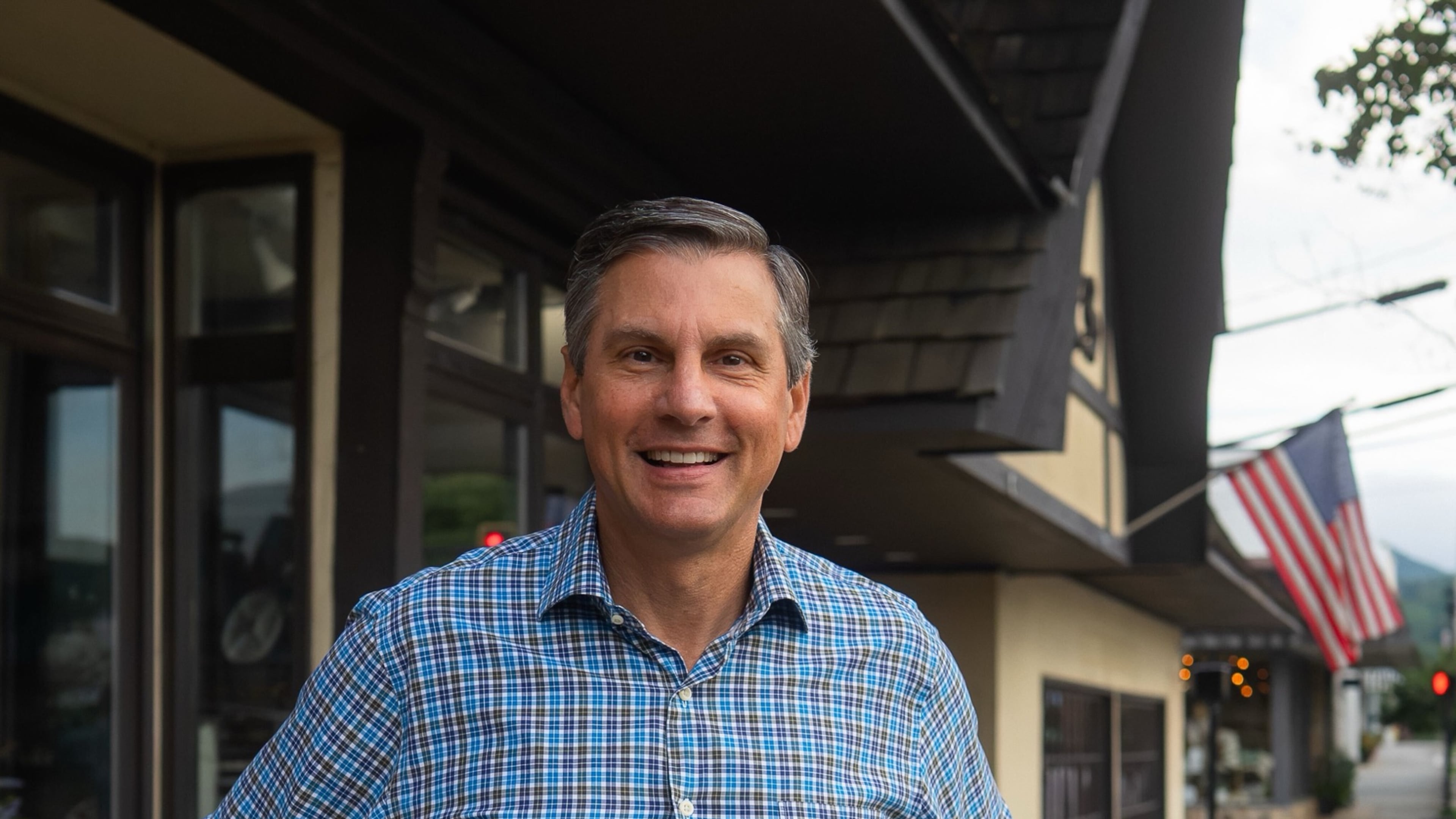 Former football coach Derek Dooley said his Senate bid will be based partly on his coaching background, which he said was a natural fit for politics. (Courtesy of the Dooley campaign)