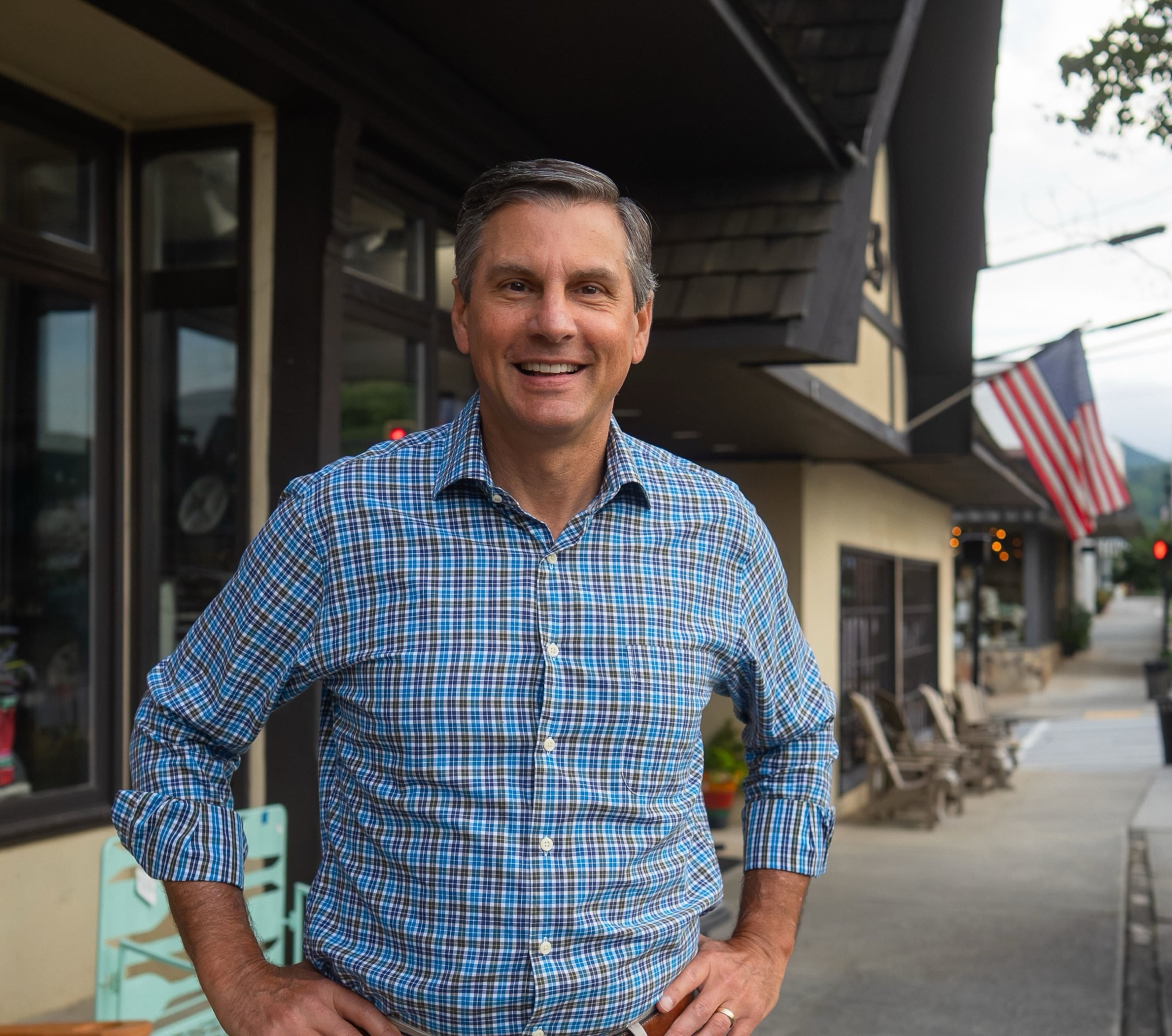 Former football coach Derek Dooley has entered the Georgia race for the U.S. Senate.