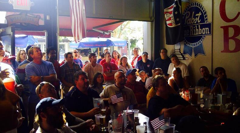 US fans watching the game at Moe's and Joe's Tavern