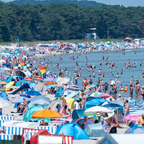 People crowd the beach at the seaside resort on the island of Rügen, Germany, Saurday, June 27, 2026, as the heat wave continues over Europe. (Stefan Sauer/dpa via AP)