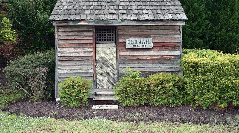 "The old jail in Molina Ga, circa 1900 is a reminder that things were a little more primitive in those days," wrote Freddy Frank of Peachtree City.