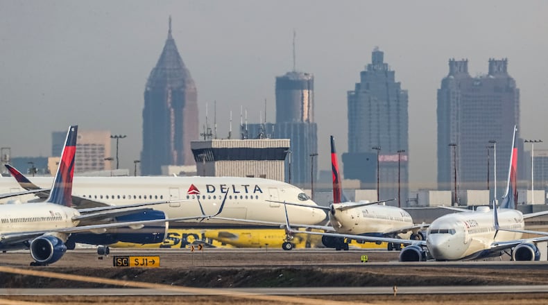 January 11, 2023 ATLANTA: Hartsfield-Jackson International Airport. (John Spink / John.Spink@ajc.com)