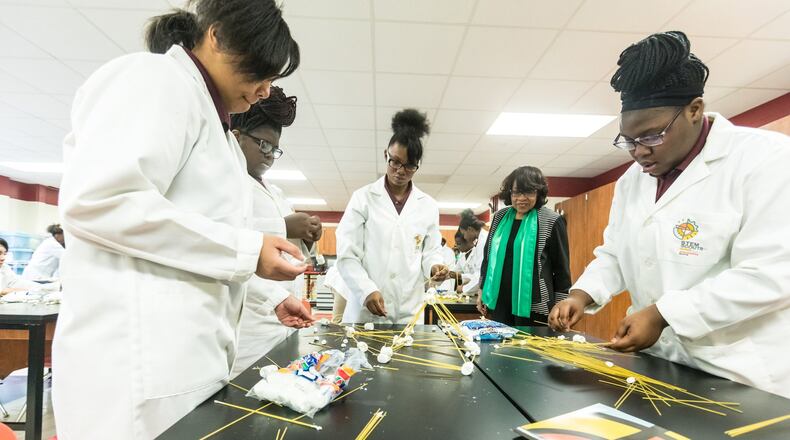 Students in Gary, Indiana participate in a STEM event intended to encourage interest in tech careers. (Jim Karczewski/Chicago Tribune/TNS)