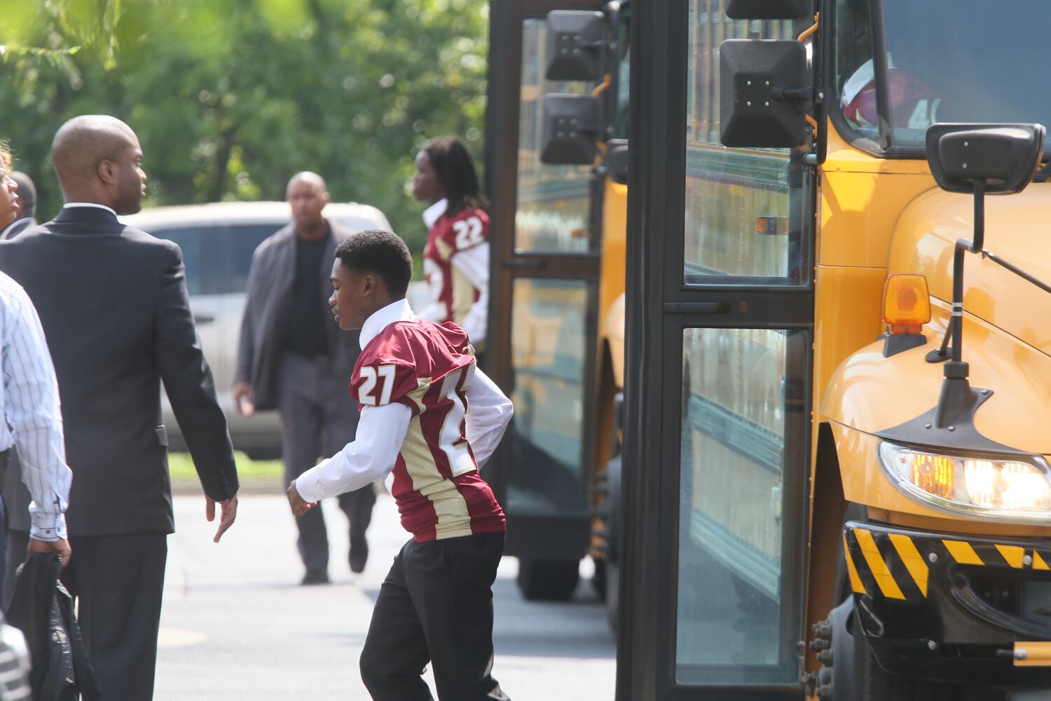 Funeral for Creekside High School's cornerback