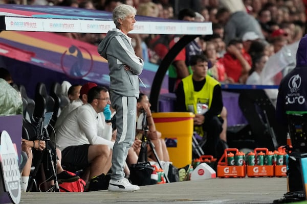 Switzerland head coach Pia Sundhage watches her team during the Euro 2025, group A, soccer match between Switzerland and Iceland at Stadion Wankdorf in Bern, Switzerland, Sunday, July 6, 2025. (AP Photo/Martin Meissner)