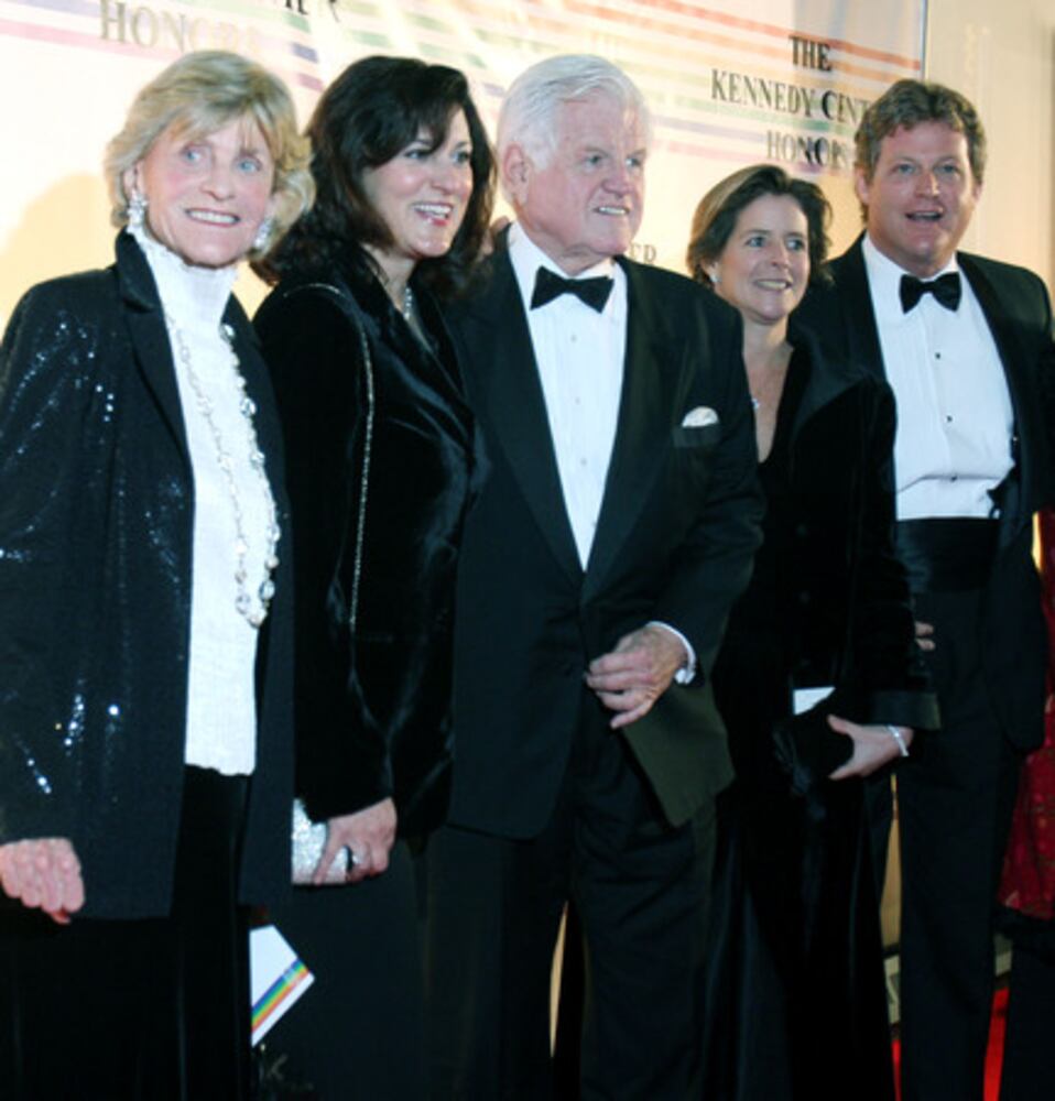 Stars turn out for Kennedy Center honors