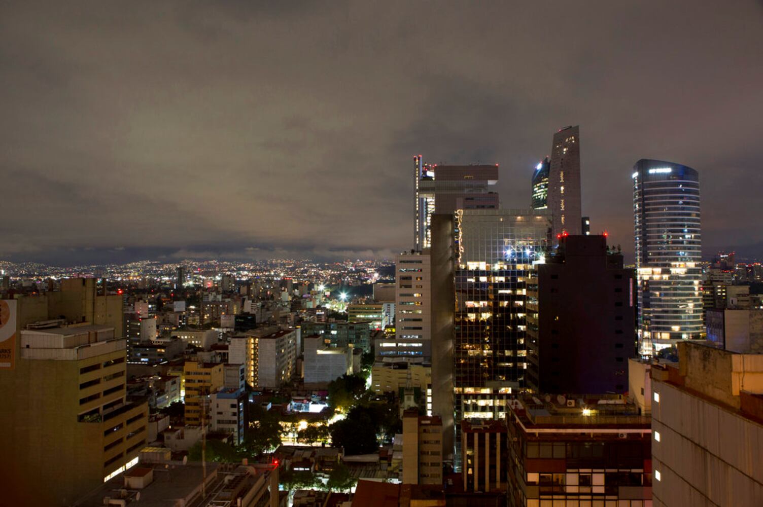 Mexico rocked by earthquake