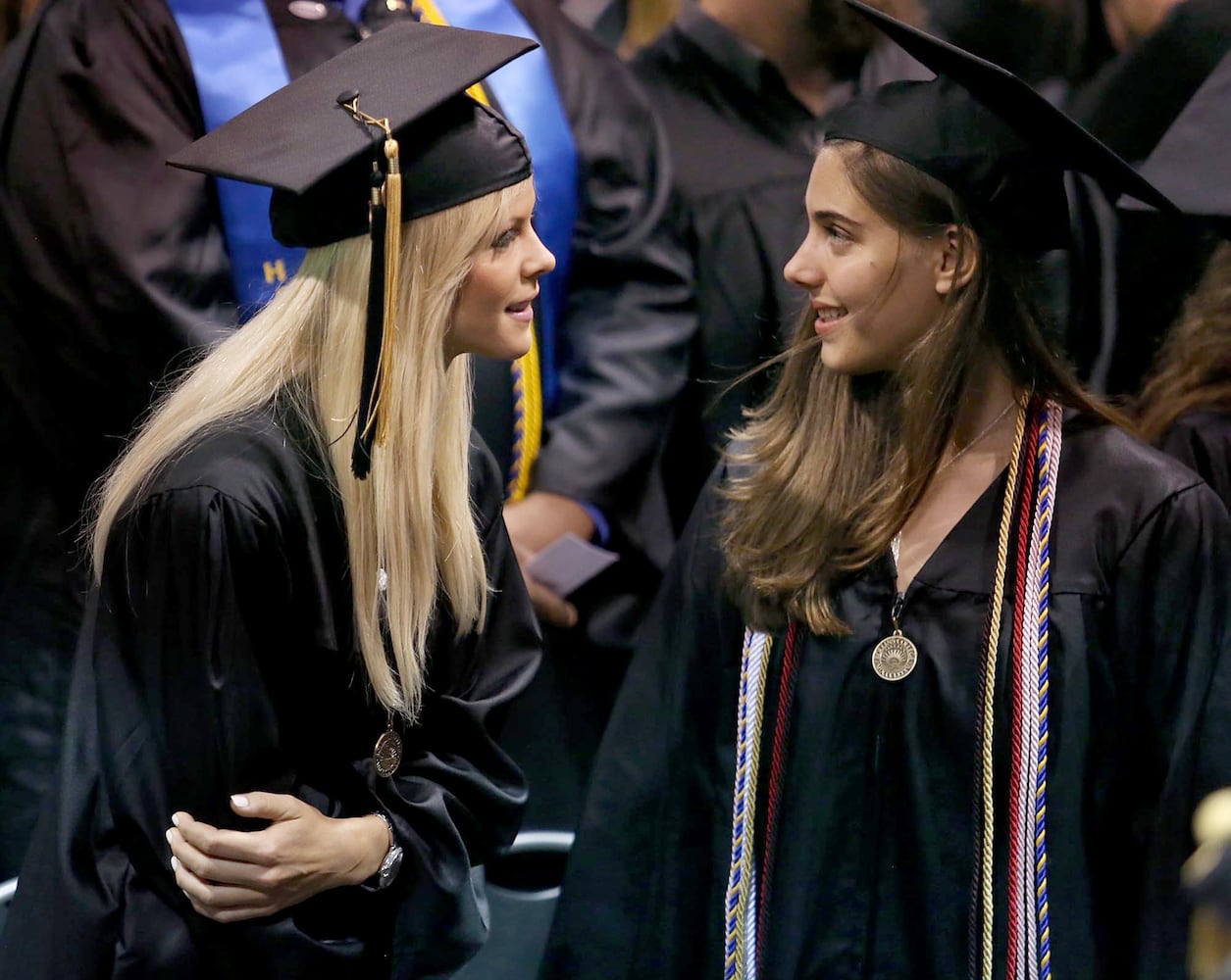 Ex-wife of Tiger Woods named Outstanding Graduating Senior