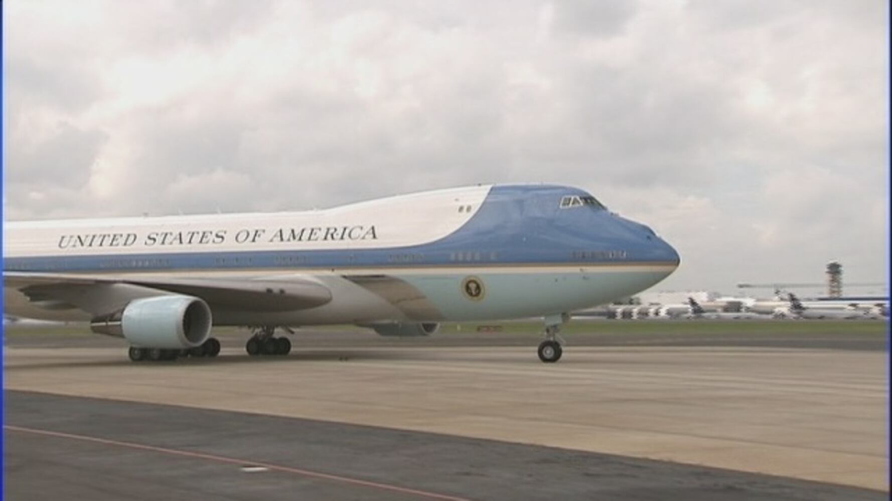 Obama arrives in Charlotte
