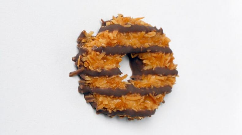 The Vivino app has put together a guide to pairing wine with Girl Scout cookies, including the Caramel deLite. (Anne Cusack/Los Angeles Times/TNS)