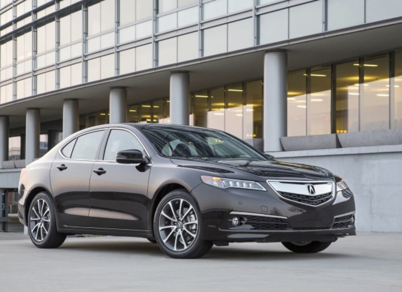 11 Acura TLX 2.4L 27 mpg