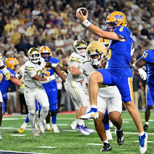 Pittsburgh quarterback Mason Heintschel and the Panther offense made plays when it counted in a 42-28 win over Georgia Tech as the defense struggled yet again. (Hyosub Shin/AJC)
