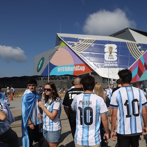 Argentina fans wearing the No. 10 jersey of Lionel Messi head to Atlanta Stadium before the start of Argentina-Egypt FIFA World Cup match Tuesday, July 7, 2026. (Jason Getz/AJC)