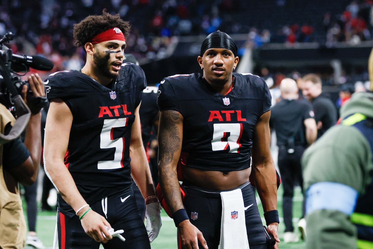 The Atlanta Falcons will have two of their top offensive weapons back this week in quarterback Michael Penix Jr. and wide receiver Drake London. Both missed last week's loss to the Dolphins with injuries. (Miguel Martinez/AJC)