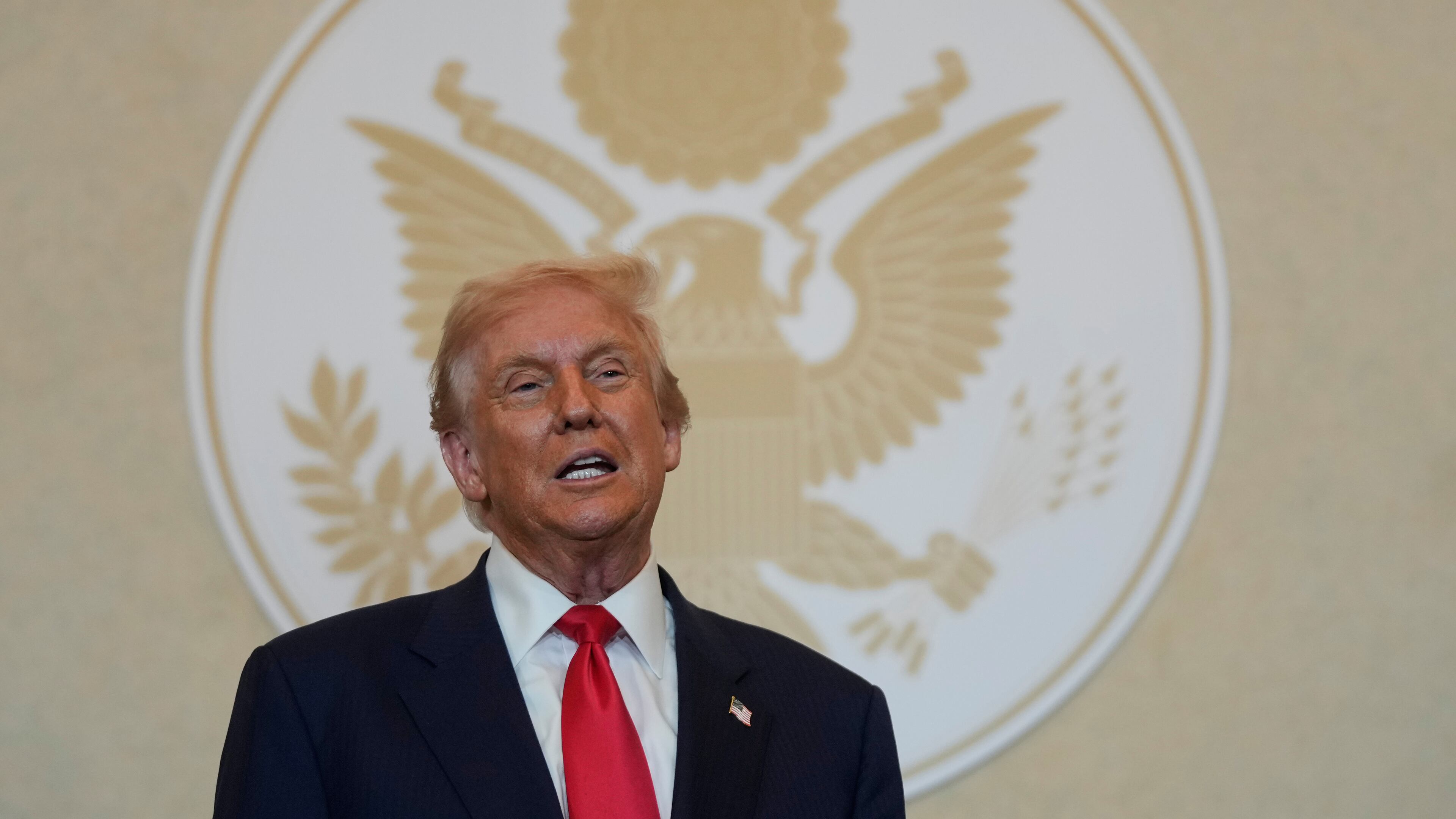 President Donald Trump speaks to business leaders at a dinner event in Tokyo, Japan, Tuesday, Oct. 28, 2025. (AP Photo/Mark Schiefelbein)