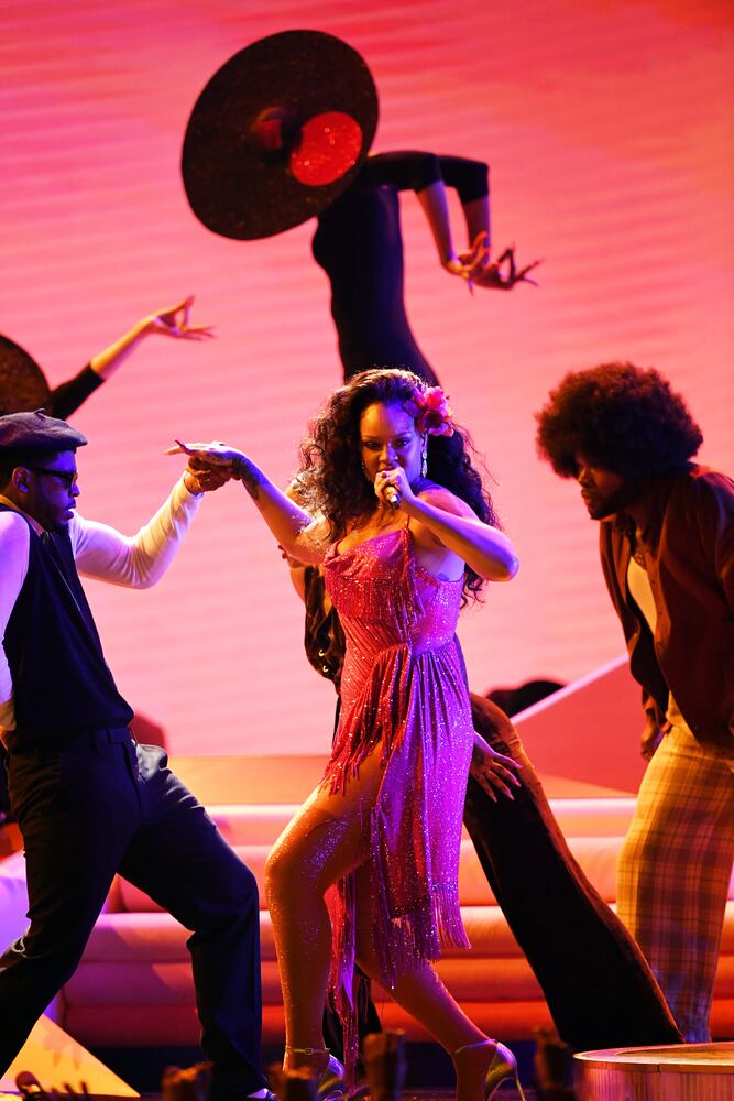 Photos: Rihanna, DJ Khaled, Bryson Tiller perform 'Wild Thoughts' at Grammys
